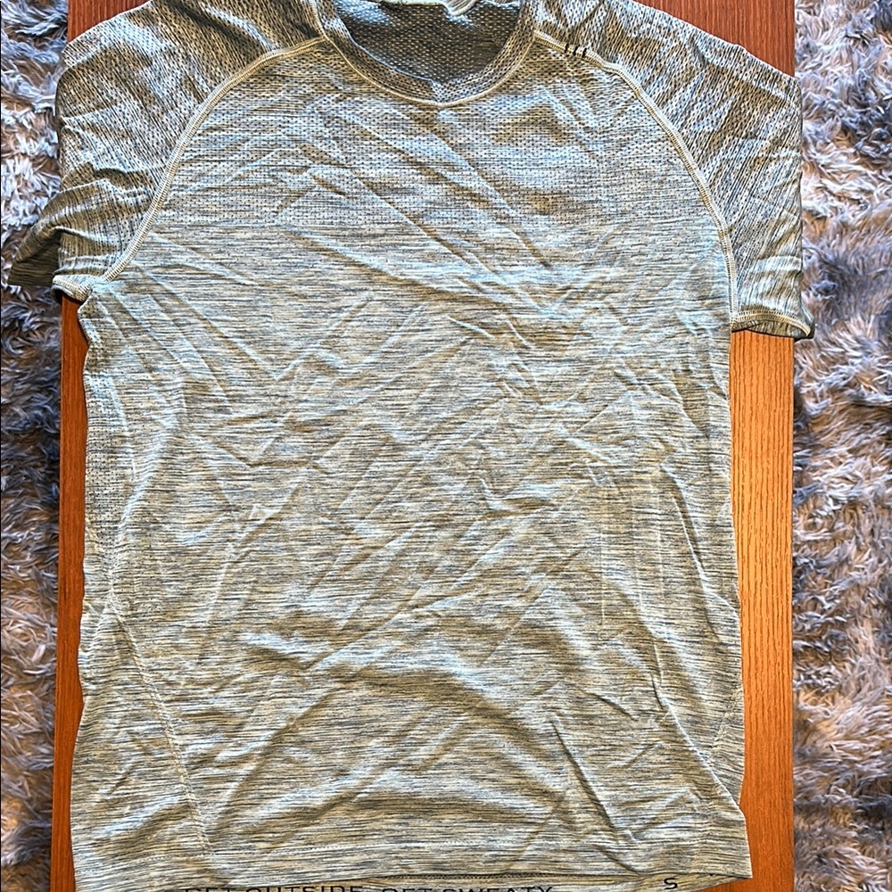 Lululemon Metal Vent Tech Shirt